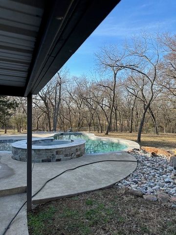 22 Eastwood Terrace, Denison, TX 75020