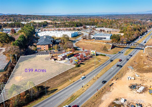 1241 US 321 Highway NW, Hickory, NC 28601