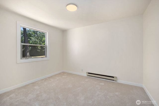31 Crescent Cir SW, Lakewood, WA 98499