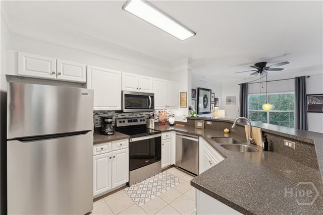 2122 Whitemarsh Way, Savannah, GA 31410