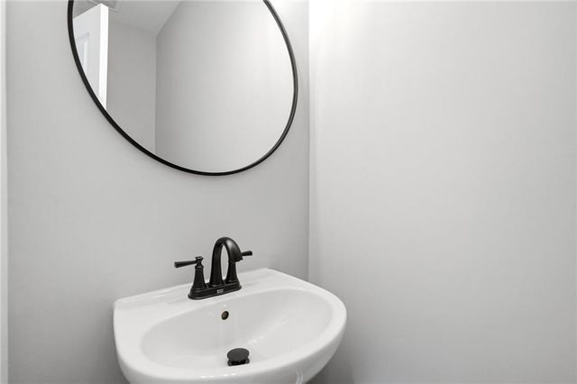 7812 Keepsake Lane, Flowery Branch, GA 30542