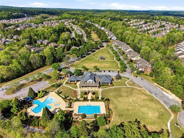 7812 Keepsake Lane, Flowery Branch, GA 30542