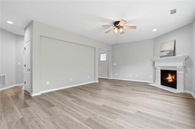 7812 Keepsake Lane, Flowery Branch, GA 30542