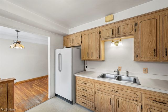 11120 Sharon Drive, Parma, OH 44130