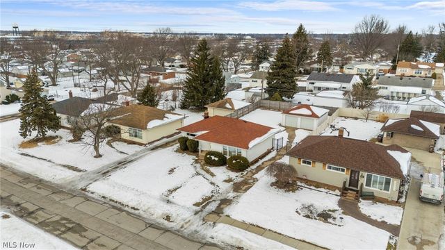 11120 Sharon Drive, Parma, OH 44130