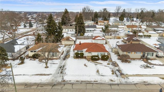 11120 Sharon Drive, Parma, OH 44130