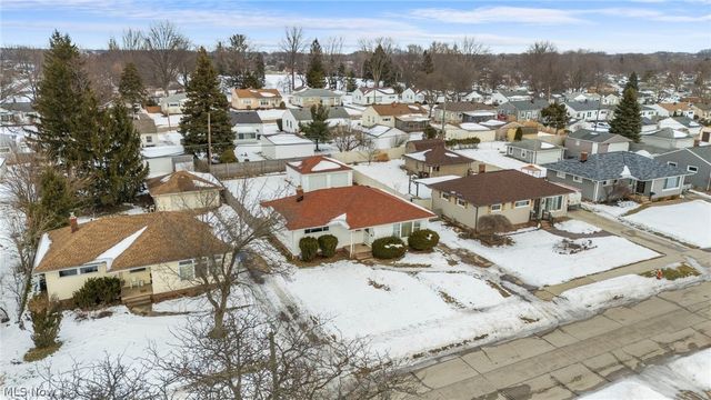 11120 Sharon Drive, Parma, OH 44130