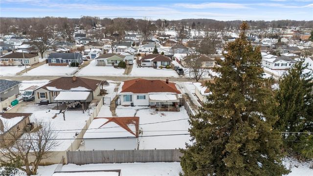 11120 Sharon Drive, Parma, OH 44130