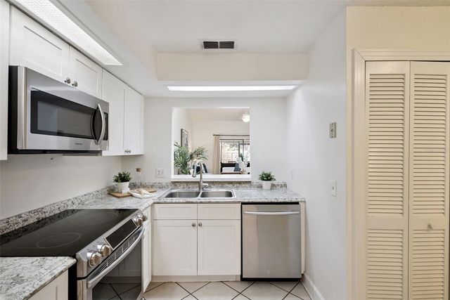 410 POPLAR COURT, Maitland, FL 32751