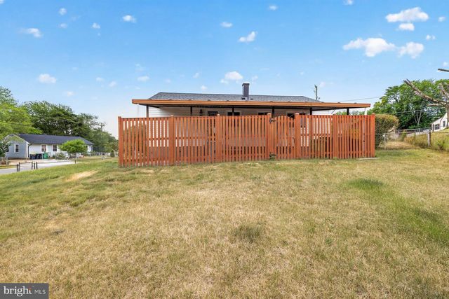 7408 MASON ST, District Heights, MD 20747