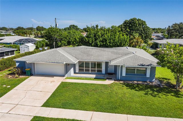 326 WHERLEY AVENUE SE, Port Charlotte, FL 33952