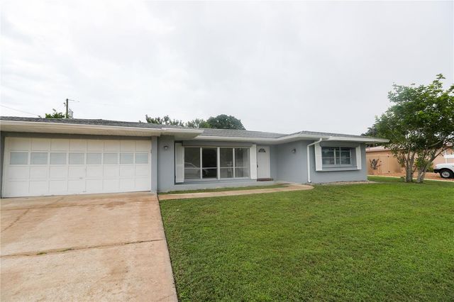 326 WHERLEY AVENUE SE, Port Charlotte, FL 33952