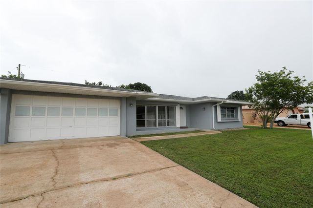 326 WHERLEY AVENUE SE, Port Charlotte, FL 33952