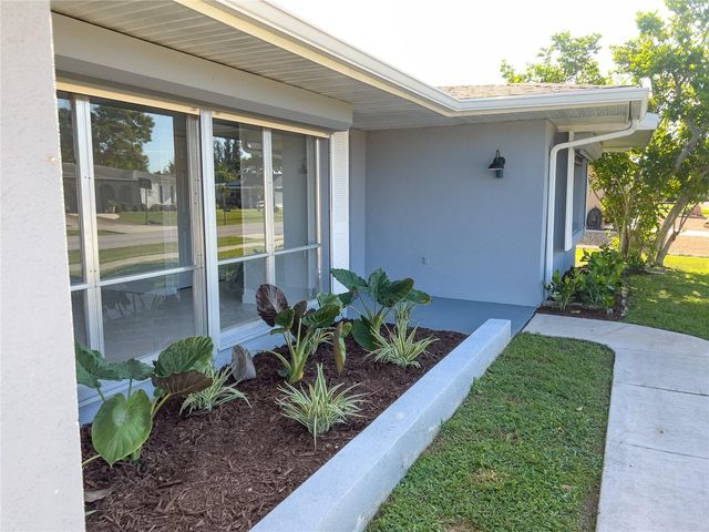 326 WHERLEY AVENUE SE, Port Charlotte, FL 33952