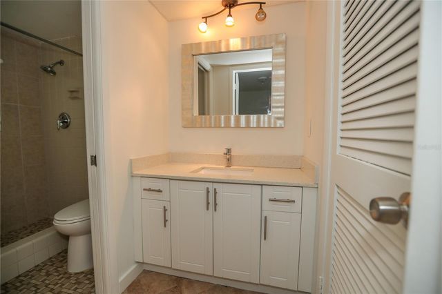 326 WHERLEY AVENUE SE, Port Charlotte, FL 33952