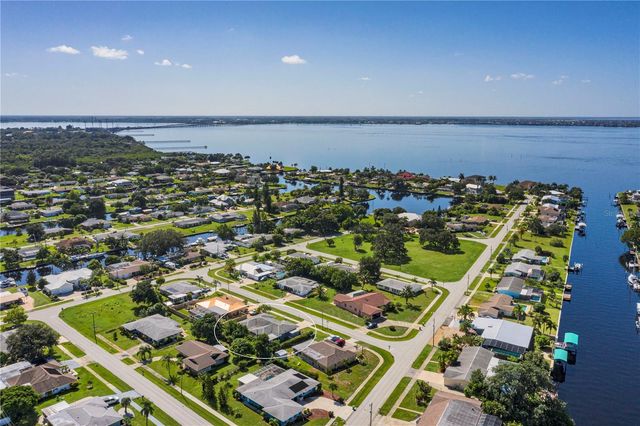 326 WHERLEY AVENUE SE, Port Charlotte, FL 33952