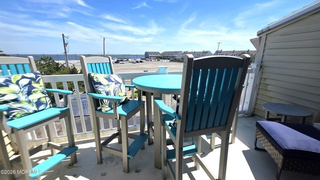 438 E Bay Avenue 15, Barnegat, NJ 08005