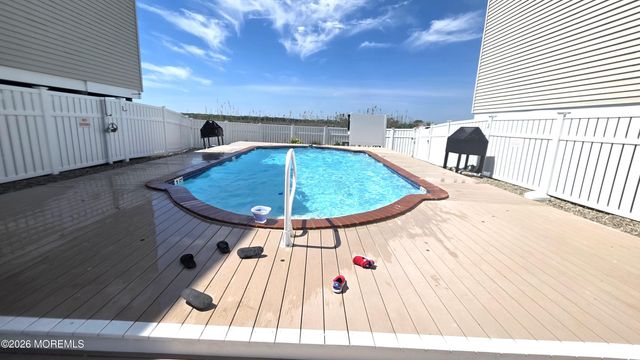 438 E Bay Avenue 15, Barnegat, NJ 08005