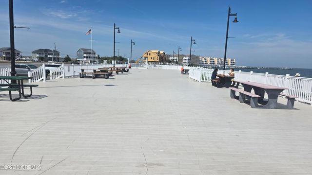 438 E Bay Avenue 15, Barnegat, NJ 08005