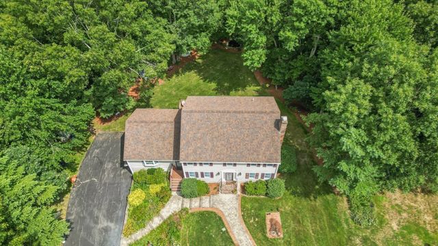 37 Malbone St, Lakeville, MA 02347