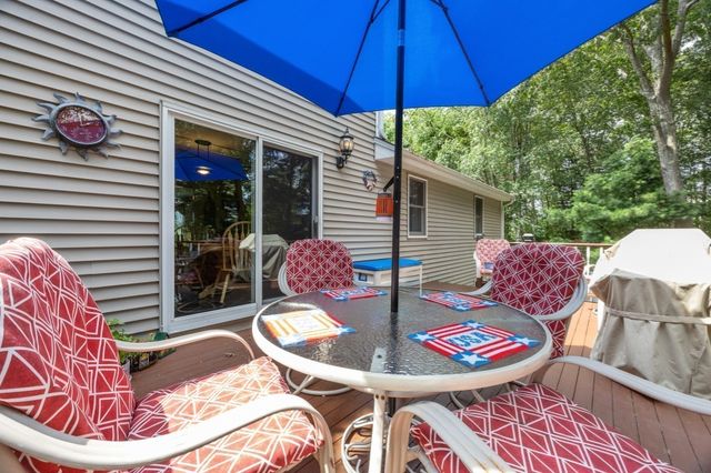 37 Malbone St, Lakeville, MA 02347