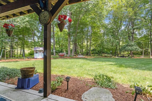 37 Malbone St, Lakeville, MA 02347
