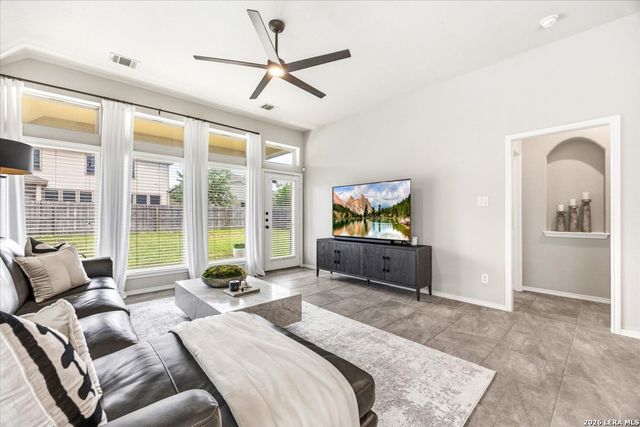 14560 Clydesdale Trl, San Antonio, TX 78254
