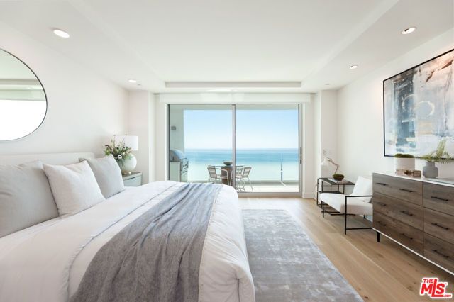 17325 Castellammare Drive 401, Pacific Palisades (los Angeles), CA 90272