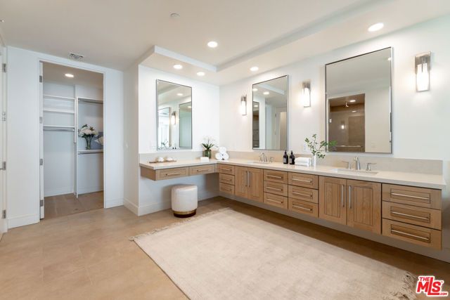 17325 Castellammare Drive 401, Pacific Palisades (los Angeles), CA 90272