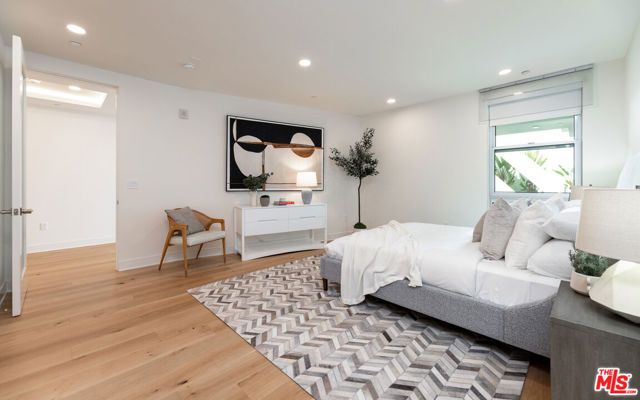 17325 Castellammare Drive 401, Pacific Palisades (los Angeles), CA 90272