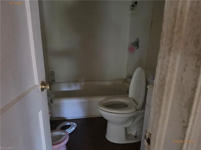 821 Broad Avenue, Greensboro, NC 27406