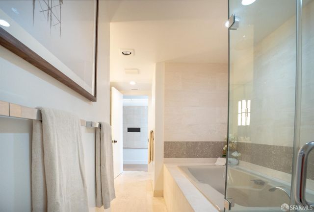 611 Washington Street 2505, San Francisco, CA 94111