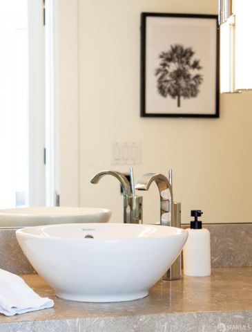 611 Washington Street 2505, San Francisco, CA 94111