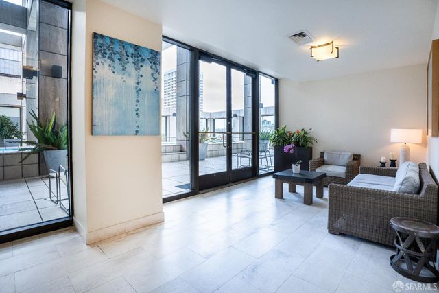 611 Washington Street 2505, San Francisco, CA 94111