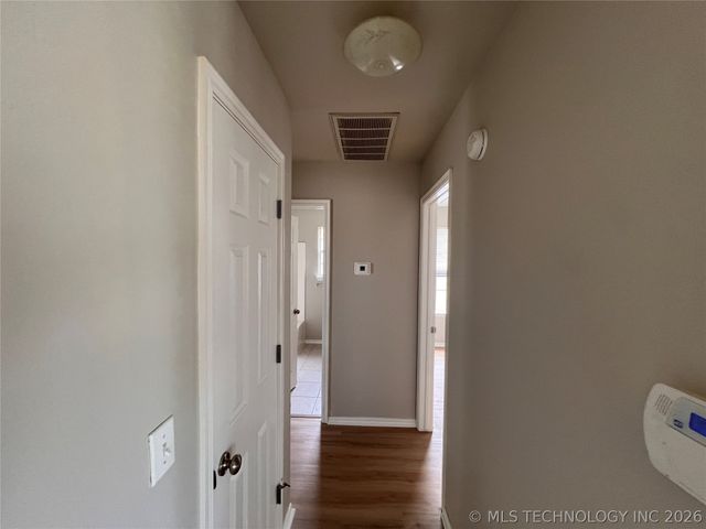 10766 E 121st Street North N, Collinsville, OK 74021