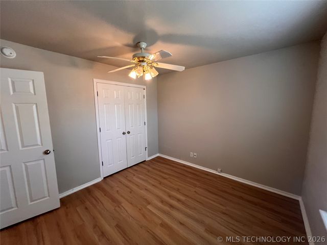 10766 E 121st Street North N, Collinsville, OK 74021
