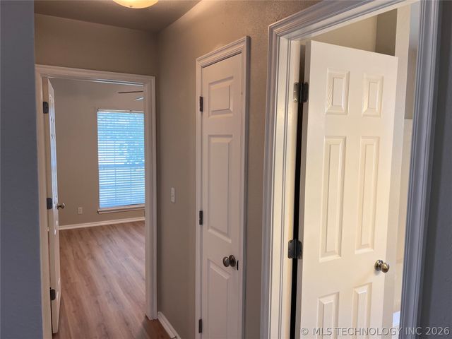 10766 E 121st Street North N, Collinsville, OK 74021