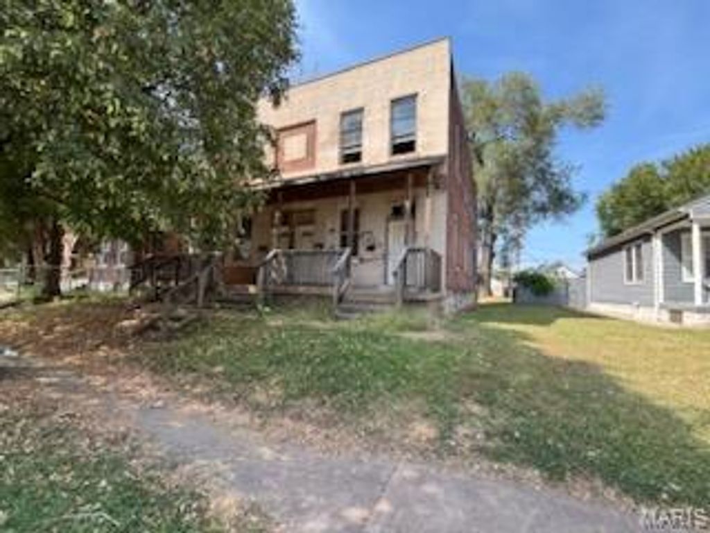 2205 Grand Avenue, Granite City, IL 62040