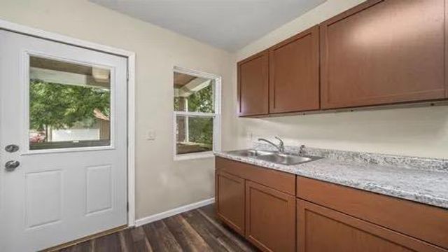 852 9th Street, Beloit, WI 53511