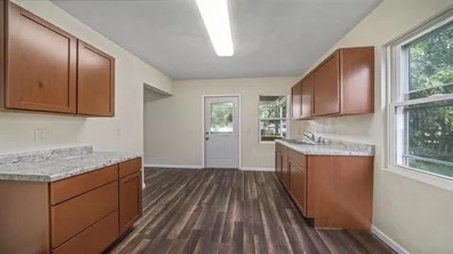 852 9th Street, Beloit, WI 53511