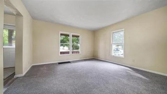 852 9th Street, Beloit, WI 53511