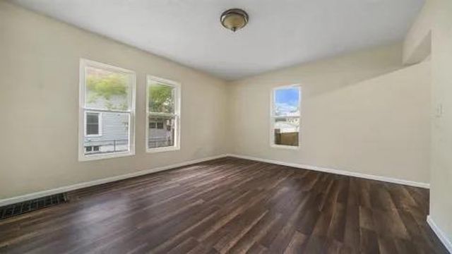 852 9th Street, Beloit, WI 53511
