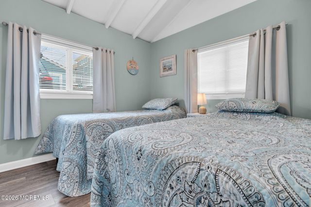 15 E Bayberry Way, Lavallette, NJ 08735