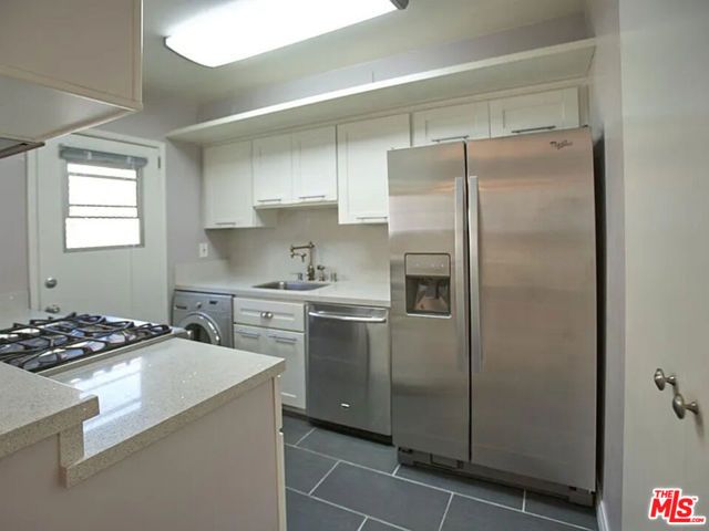 1507 Berkeley Street, Santa Monica, CA 90404