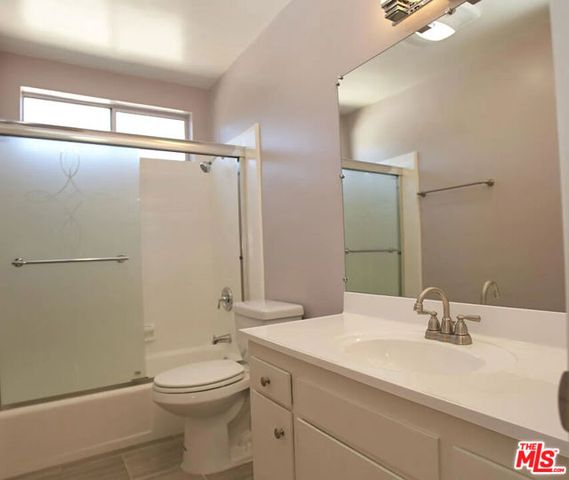1507 Berkeley Street, Santa Monica, CA 90404