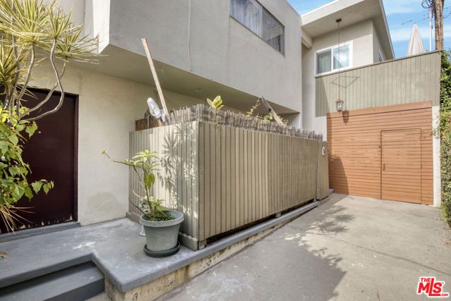 1507 Berkeley Street, Santa Monica, CA 90404
