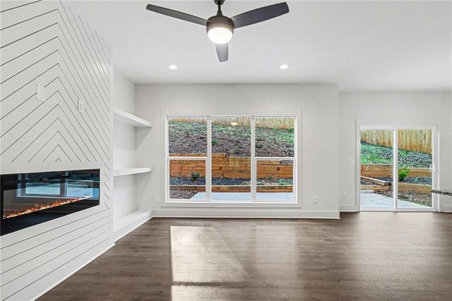 2127 Nichols Lane, Decatur, GA 30032