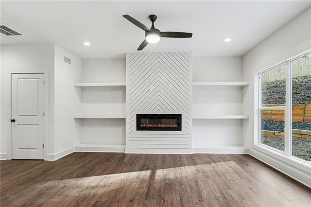 2127 Nichols Lane, Decatur, GA 30032