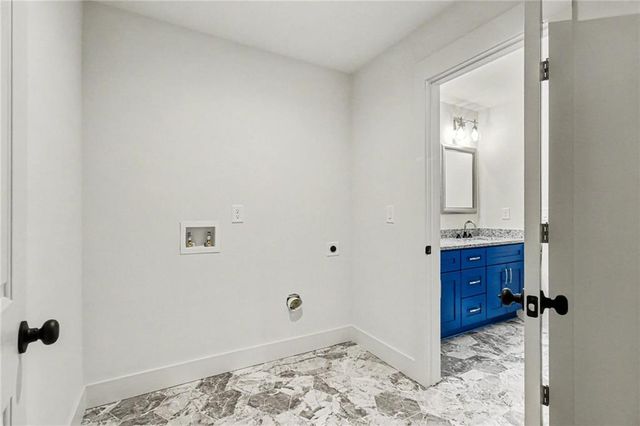 2127 Nichols Lane, Decatur, GA 30032