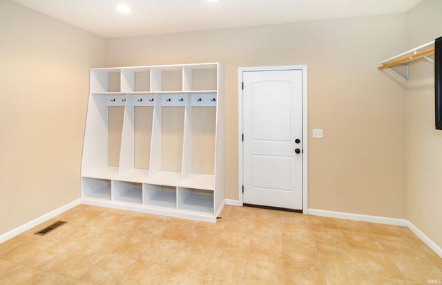 15349 Haiku Road, Evansville, IN 47725